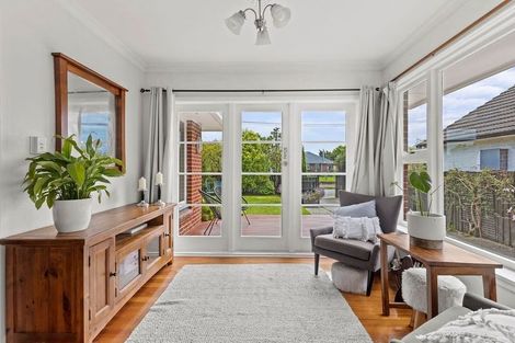 Photo of property in 21 Springbank Street, Bryndwr, Christchurch, 8053