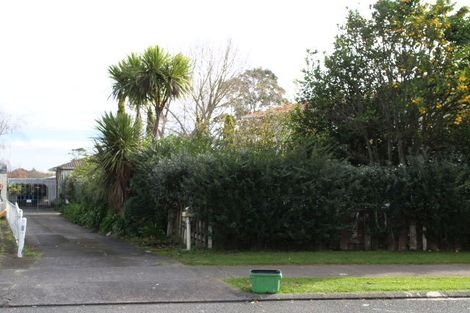 Photo of property in 58 Cramond Drive, Mangere East, Auckland, 2024