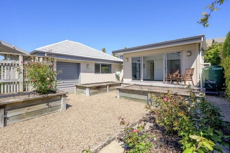 Photo of property in 19 Beach Road, Otumoetai, Tauranga, 3110