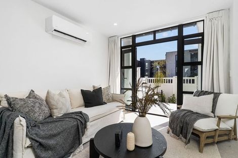 Photo of property in 242 Armagh Street, Christchurch Central, Christchurch, 8011
