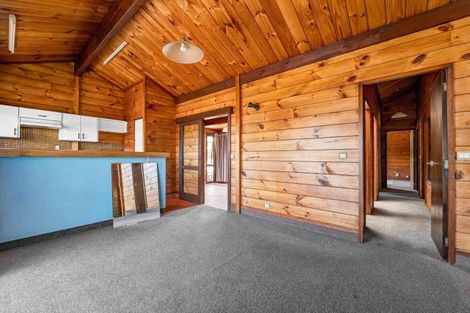 Photo of property in 4 Rennell Street, Frankleigh Park, New Plymouth, 4310