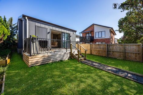 Photo of property in 14 Secoia Crescent, Mangere, Auckland, 2022