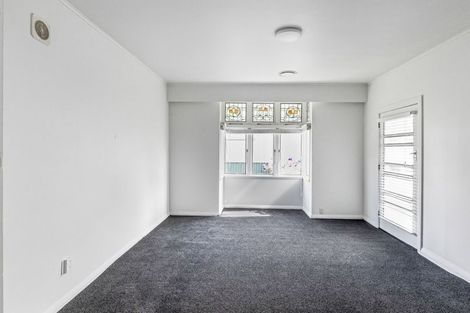 Photo of property in 62 Romilly Street, Westport, 7825