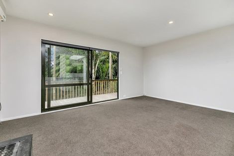 Photo of property in 493 Scenic Drive, Waiatarua, Auckland, 0612