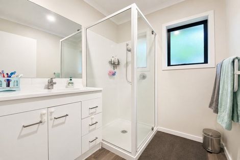 Photo of property in 4 Duke Avenue, Pukekohe, 2120