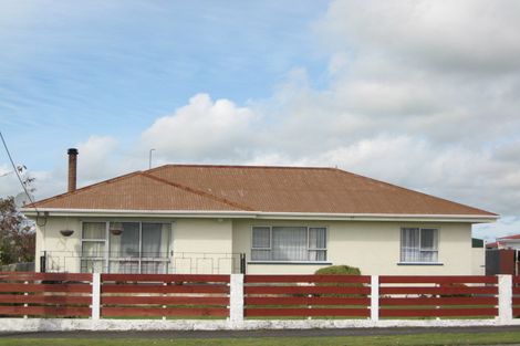 Photo of property in 39 Celia Street, Stratford, 4332