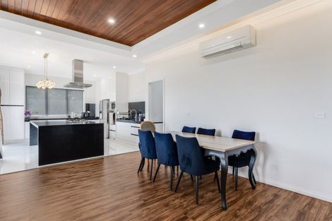 Photo of property in 300 Whitford Road, Whitford, 2576