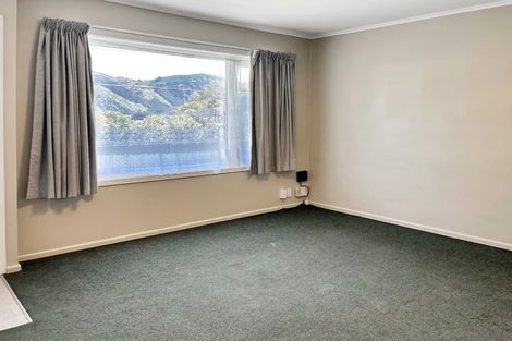 Photo of property in 35 Dunns Street, Silverstream, Upper Hutt, 5019
