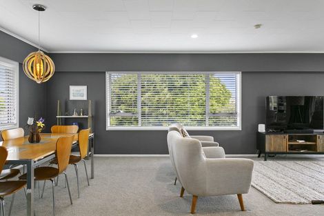 Photo of property in 26 Tremaine Avenue, Two Mile Bay, Taupo, 3330