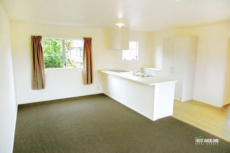 Photo of property in 12a Sturges Road, Henderson, Auckland, 0612