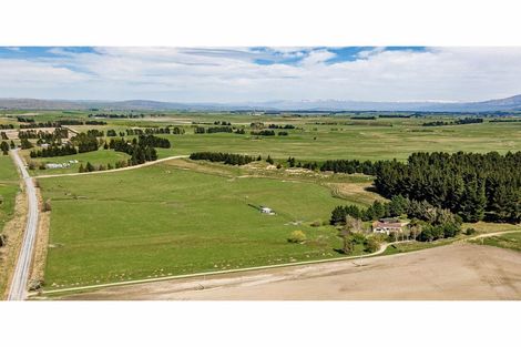 Photo of property in 533 Saint Bathans Loop Road, Cambrians, Omakau, 9377