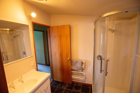 Photo of property in 7b Caples Place, Fernhill, Queenstown, 9300