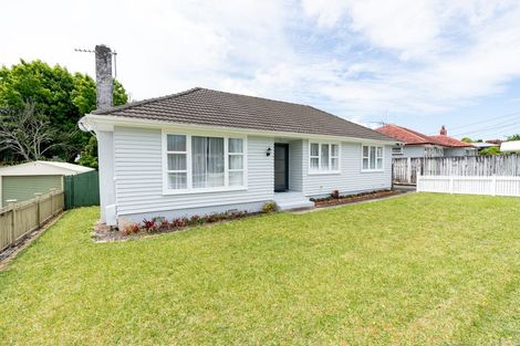 Photo of property in 72 Urlich Avenue, Melville, Hamilton, 3206
