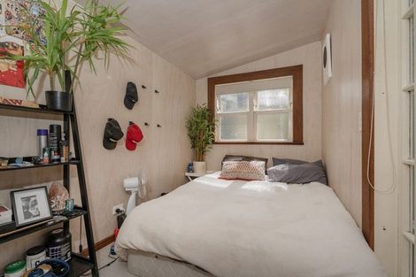 Photo of property in 8 Laycock Road, Tairua, 3508