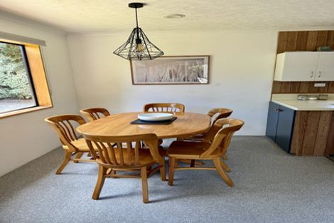 Photo of property in 16 Kuri Place, Wanaka, 9305