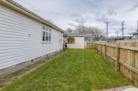 Photo of property in 59 Tiro Tiro Road, Levin, 5510
