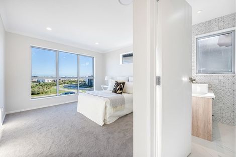 Photo of property in 60 Hikuawa Road, Flat Bush, Auckland, 2019