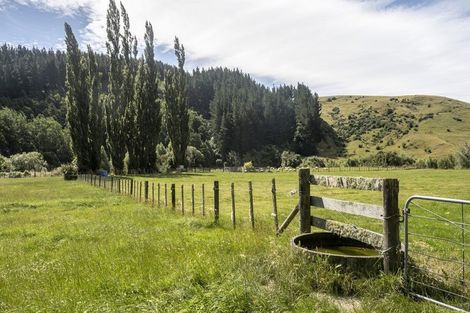 Photo of property in 1182 Opaki Kaiparoro Road, Mauriceville, Masterton, 5882