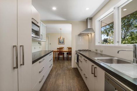 Photo of property in 12 Saunders Place, Redwood, Christchurch, 8051