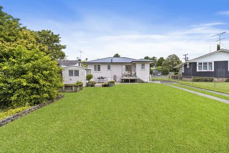 Photo of property in 45 Lauderdale Road, Birkdale, Auckland, 0626