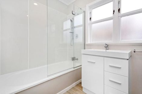 Photo of property in 329 Waiwhetu Road, Fairfield, Lower Hutt, 5011