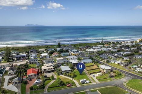 Photo of property in 41a Hanlen Avenue, Waihi Beach, 3611