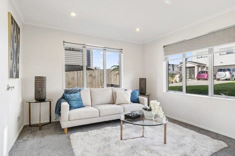 Photo of property in 2f Wood Street, Papakura, 2110