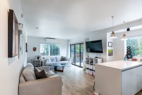 Photo of property in 11b Riversdale Road, Avondale, Auckland, 1026