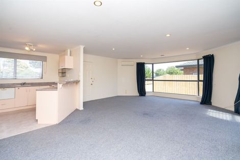 Photo of property in 26 Aldershot Place, Nawton, Hamilton, 3200