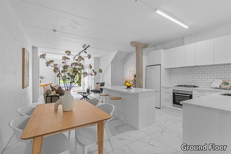 Photo of property in 1/25a Lake Road, Devonport, Auckland, 0624