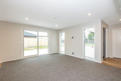Photo of property in 13 Echo Street, 4702