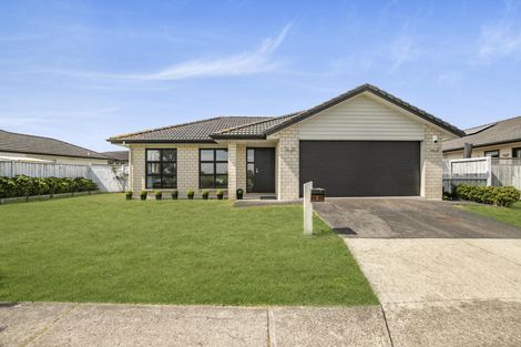 Photo of property in 3 Manene Street, Wattle Downs, Auckland, 2103