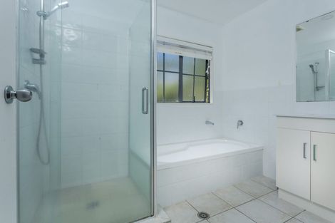 Photo of property in 25 Langana Avenue, Browns Bay, Auckland, 0630