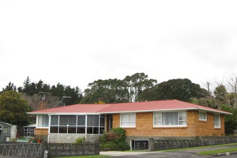 Photo of property in 2 Thames Street, Welbourn, New Plymouth, 4310