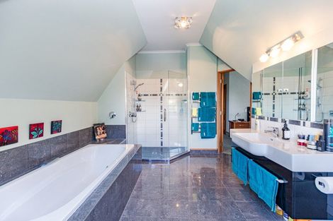 Photo of property in 31 Tararua Drive, Upper Plain, Masterton, 5888