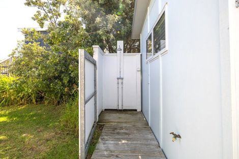 Photo of property in 48 Blue Pacific Parade, Riversdale Beach, Masterton, 5872