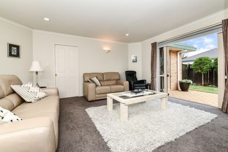 Photo of property in 2 Makepeace Place, Flagstaff, Hamilton, 3210