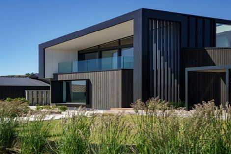 Photo of property in 16 Robrosa Street, Wanaka, 9305