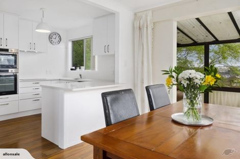 Photo of property in 800 East Coast Road, Oteha, Auckland, 0630