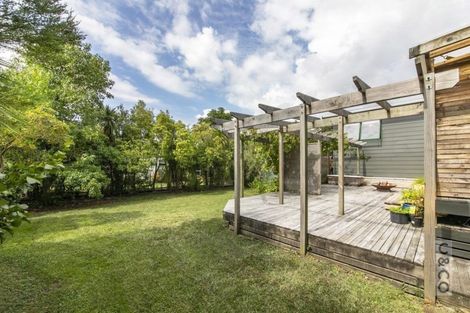 Photo of property in 5 Muriwai Road, Waimauku, 0812