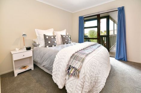 Photo of property in 59 Elliston Crescent, Stanmore Bay, Whangaparaoa, 0932