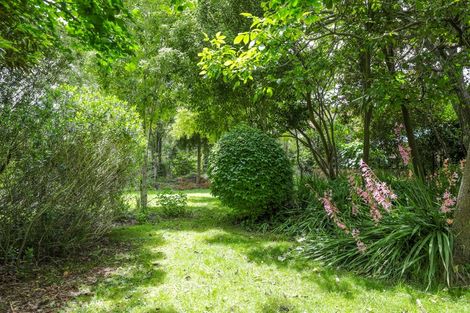 Photo of property in 61 Robinson Avenue, Holdens Bay, Rotorua, 3010