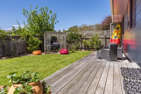 Photo of property in 13 Rauparaha Street, Waikanae Beach, Waikanae, 5036