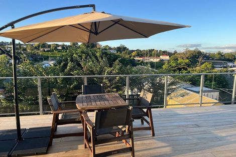 Photo of property in 15 Lorna Place, Brookfield, Tauranga, 3110