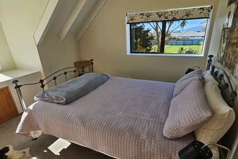 Photo of property in 65 Snodgrass Road, Westport, 7892