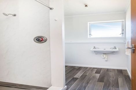 Photo of property in 9 Mckeefry Grove, Tawa, Wellington, 5028