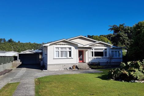 Photo of property in 86 Marsden Road, Greymouth, 7805