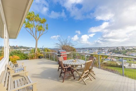 Photo of property in 4 Shakespeare Road, Bastia Hill, Whanganui, 4500