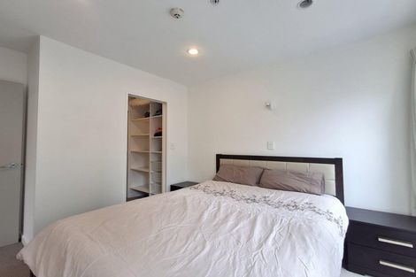 Photo of property in Terrace Heights Apartments, 4b/163 The Terrace, Wellington Central, Wellington, 6011