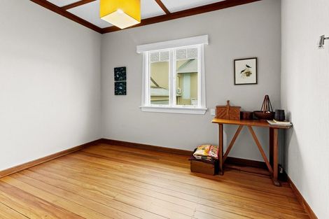 Photo of property in 53 Dorset Avenue, Westown, New Plymouth, 4310